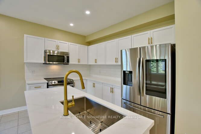 18 Starboard Circ Property Photo 7