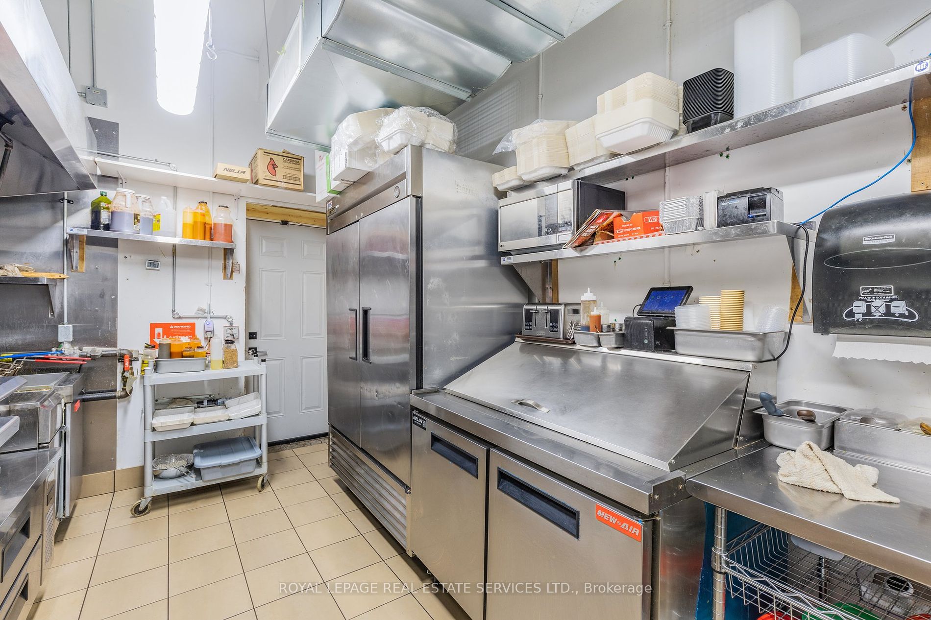 13 Queen St Property Photo 8