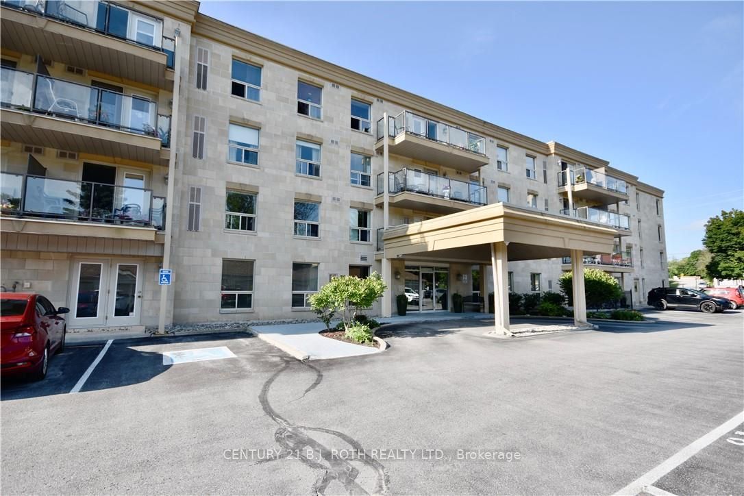 486 Laclie St 2 Property Photo 1