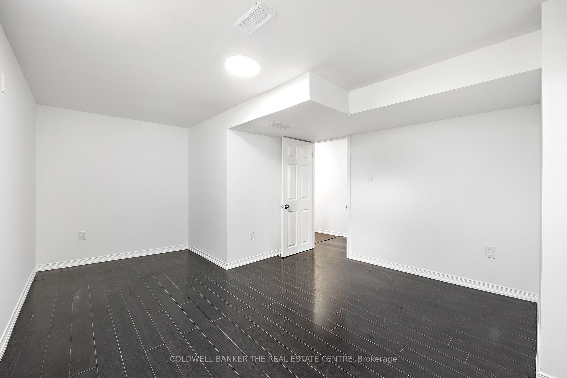 161 Sproule Dr Property Photo 14