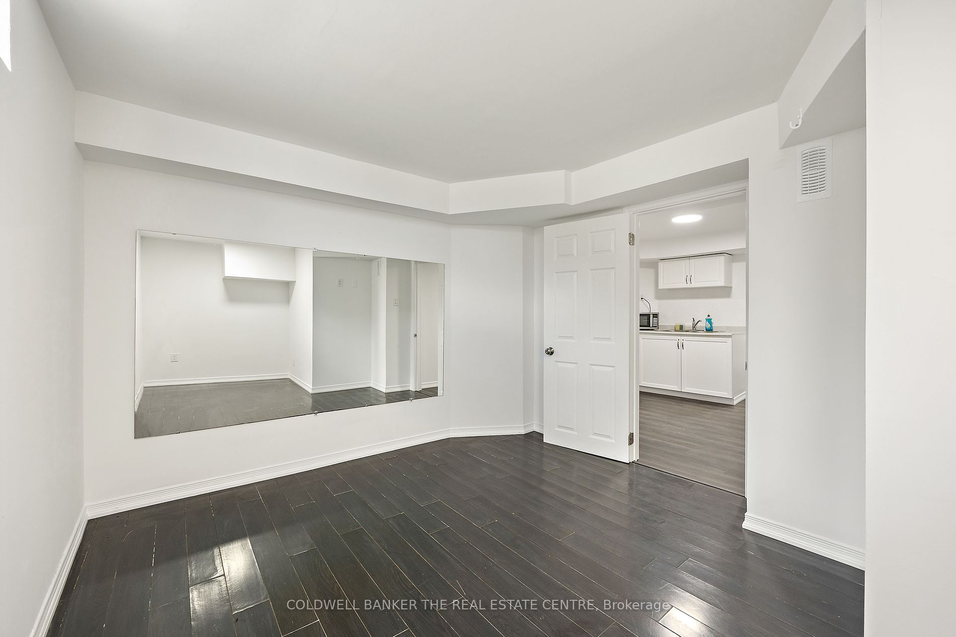 161 Sproule Dr Property Photo 18