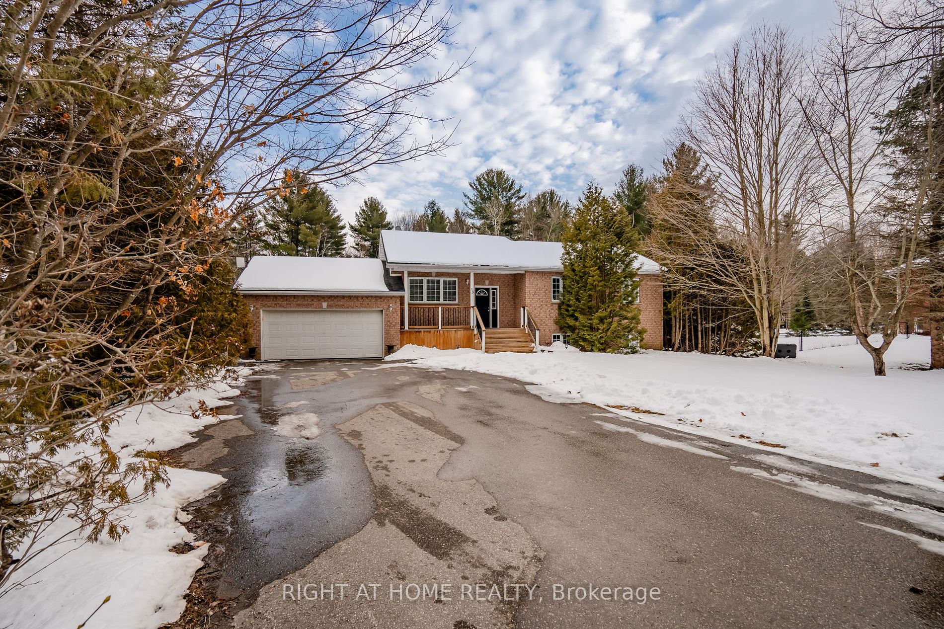 35 Lamers Rd Property Photo