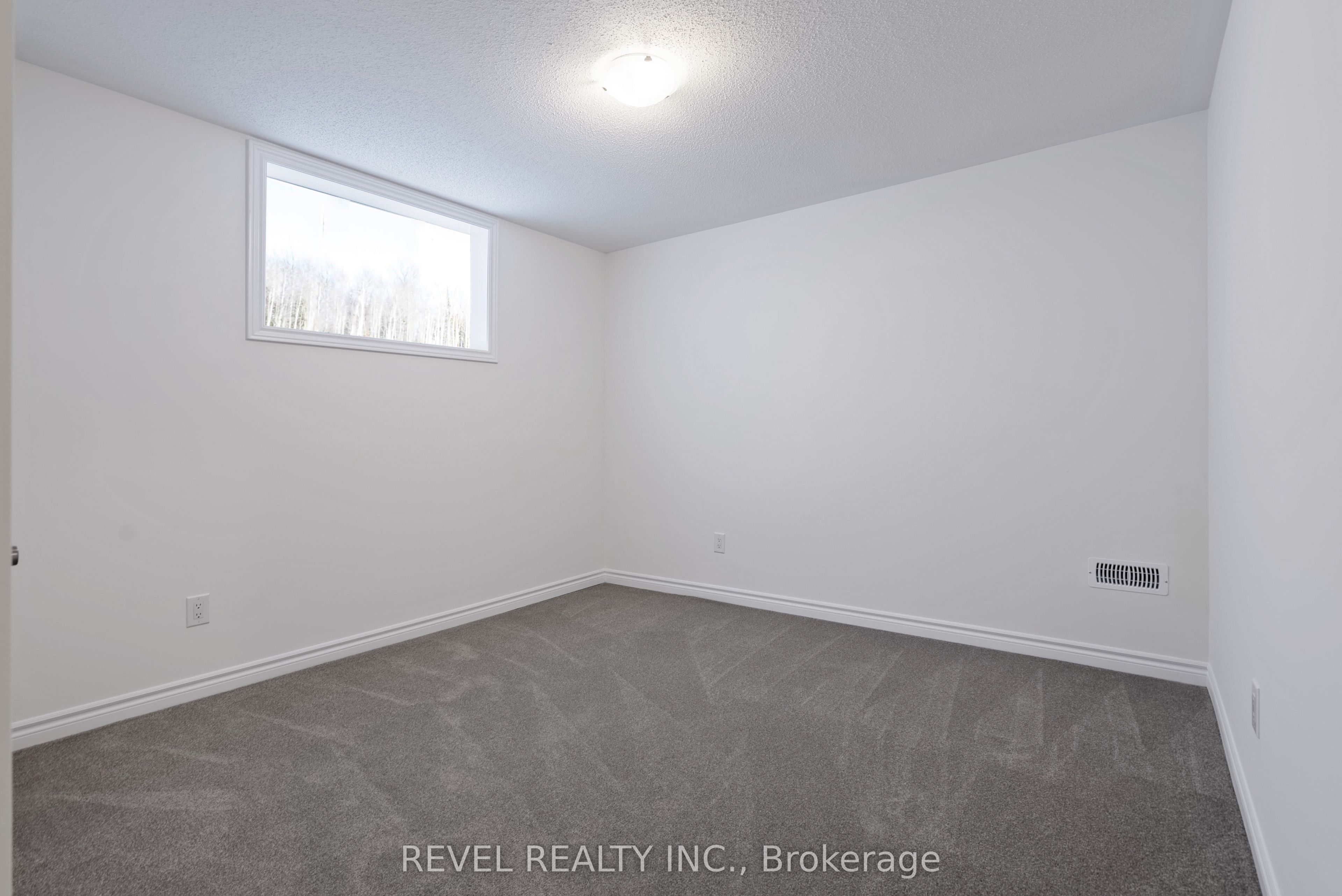 220 Ramblewood Drive Property Photo 35