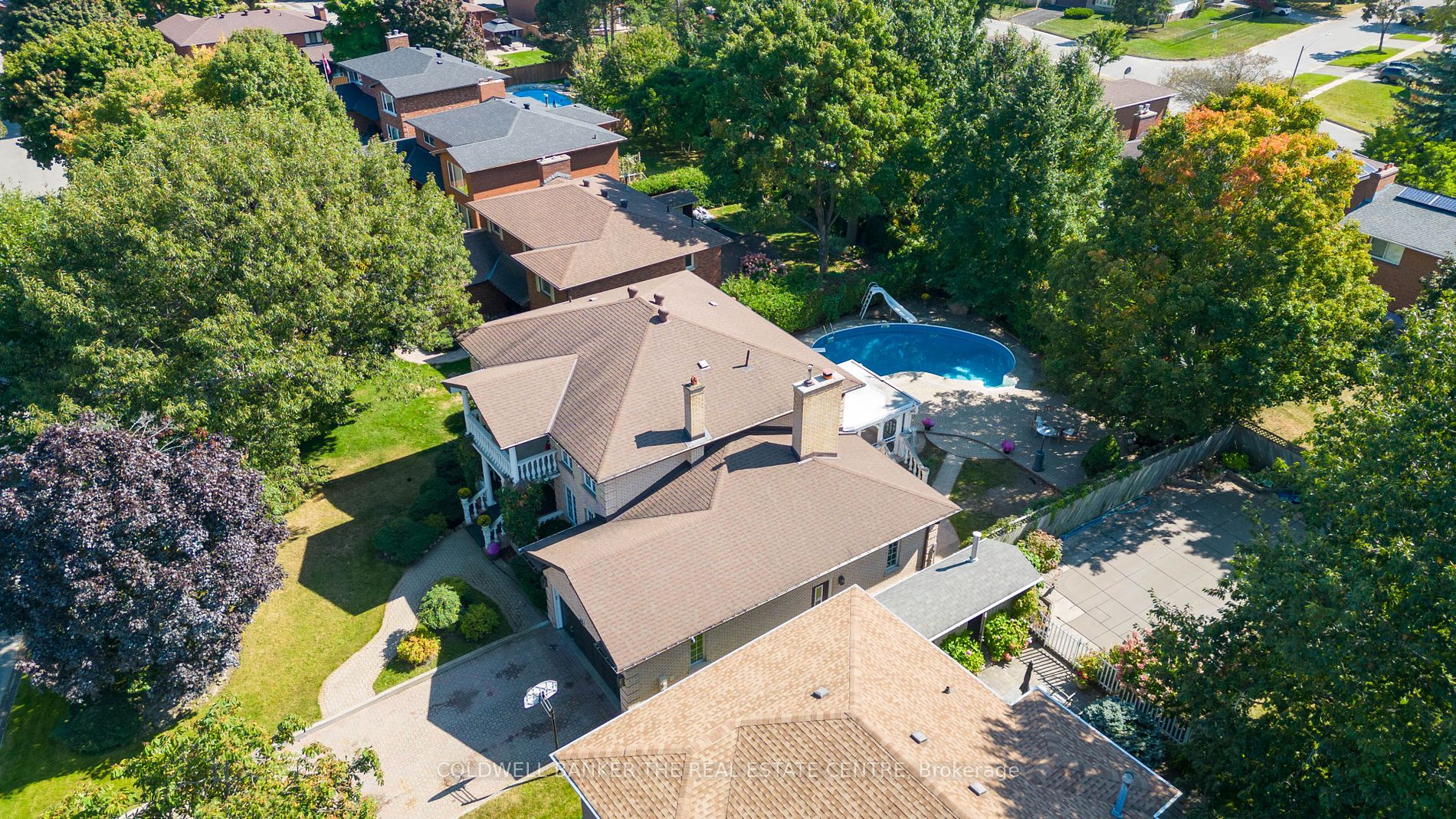 65 Woodcrest Rd Property Photo 3