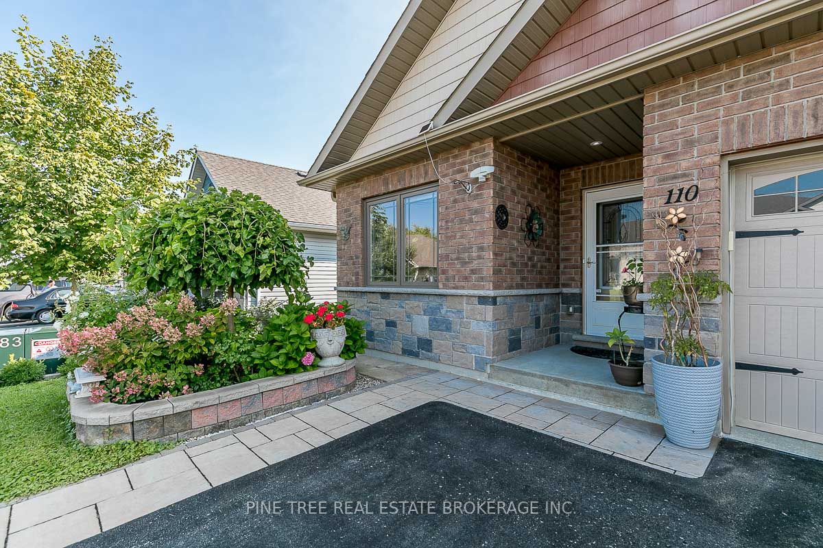 110 Lucy Lane Property Photo 4