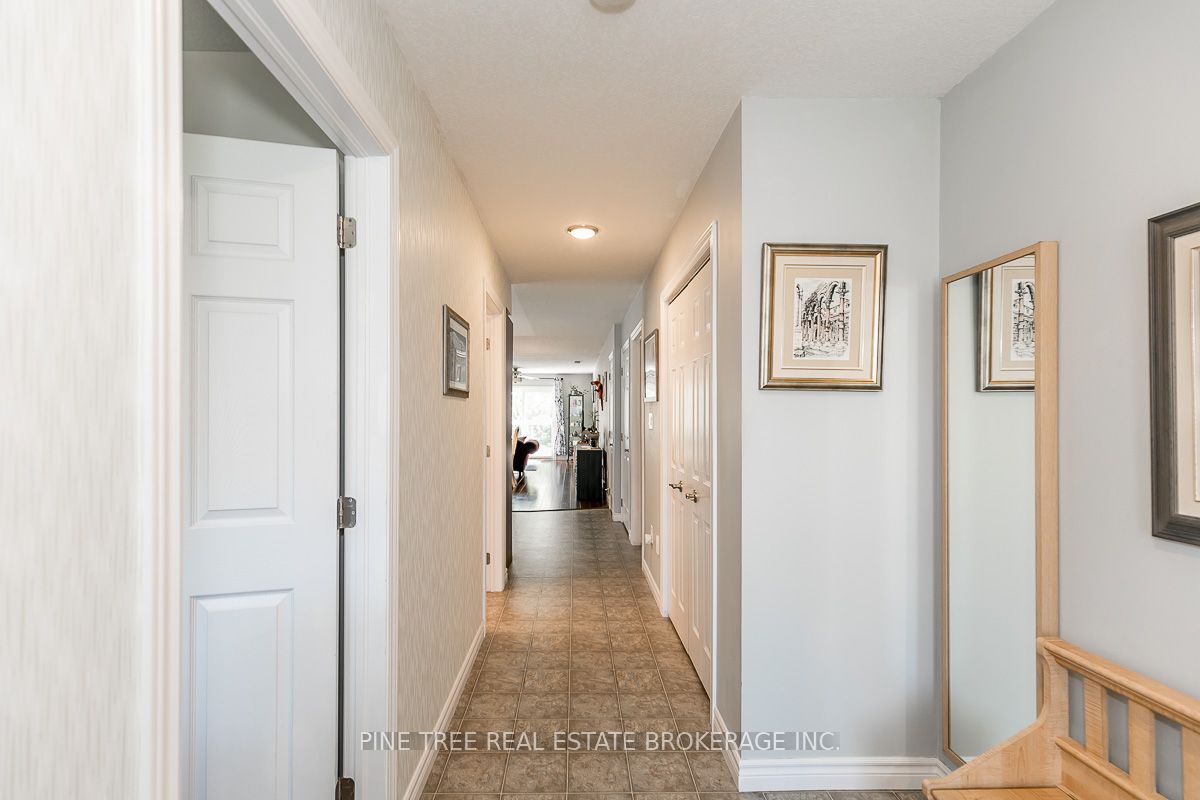 110 Lucy Lane Property Photo 6