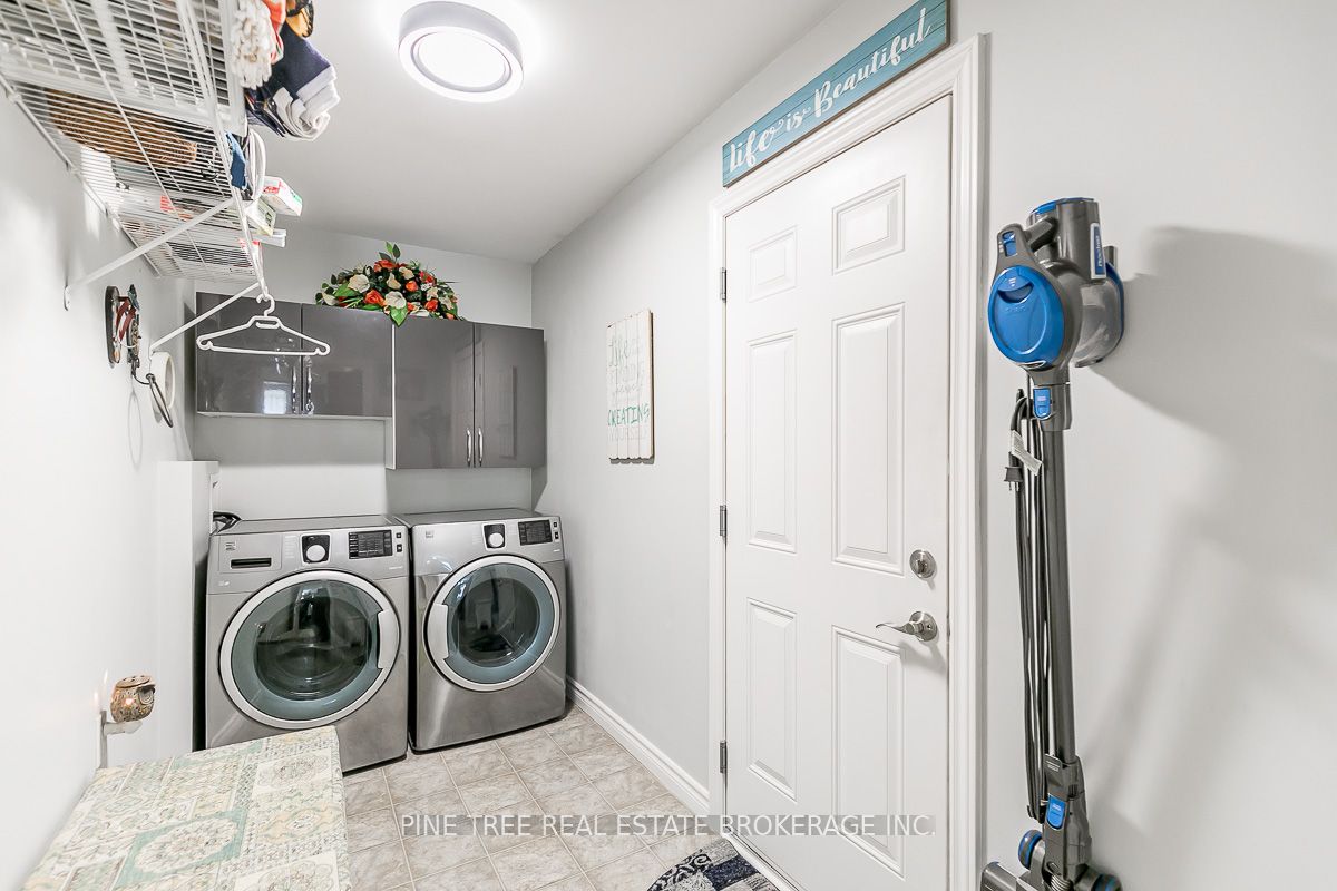 110 Lucy Lane Property Photo 16