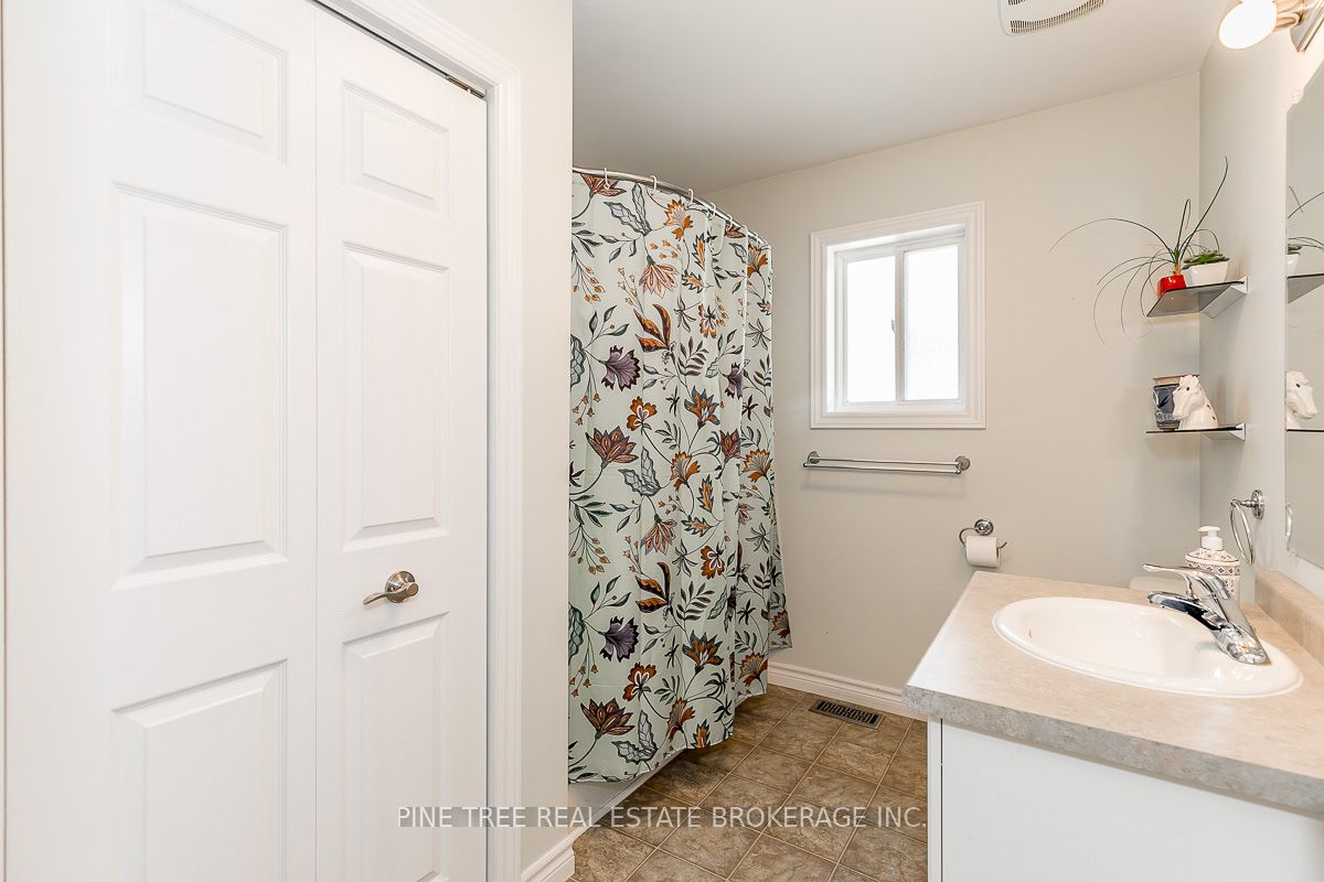110 Lucy Lane Property Photo 19