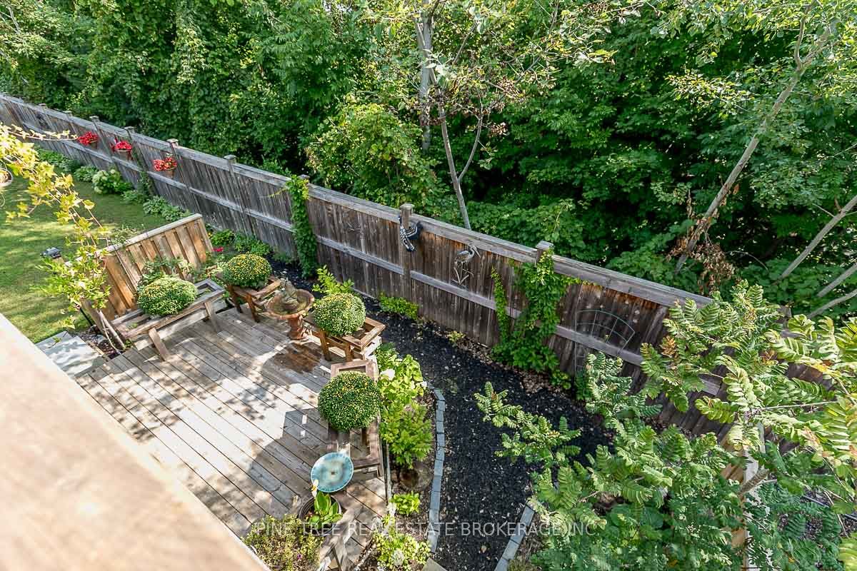110 Lucy Lane Property Photo 32