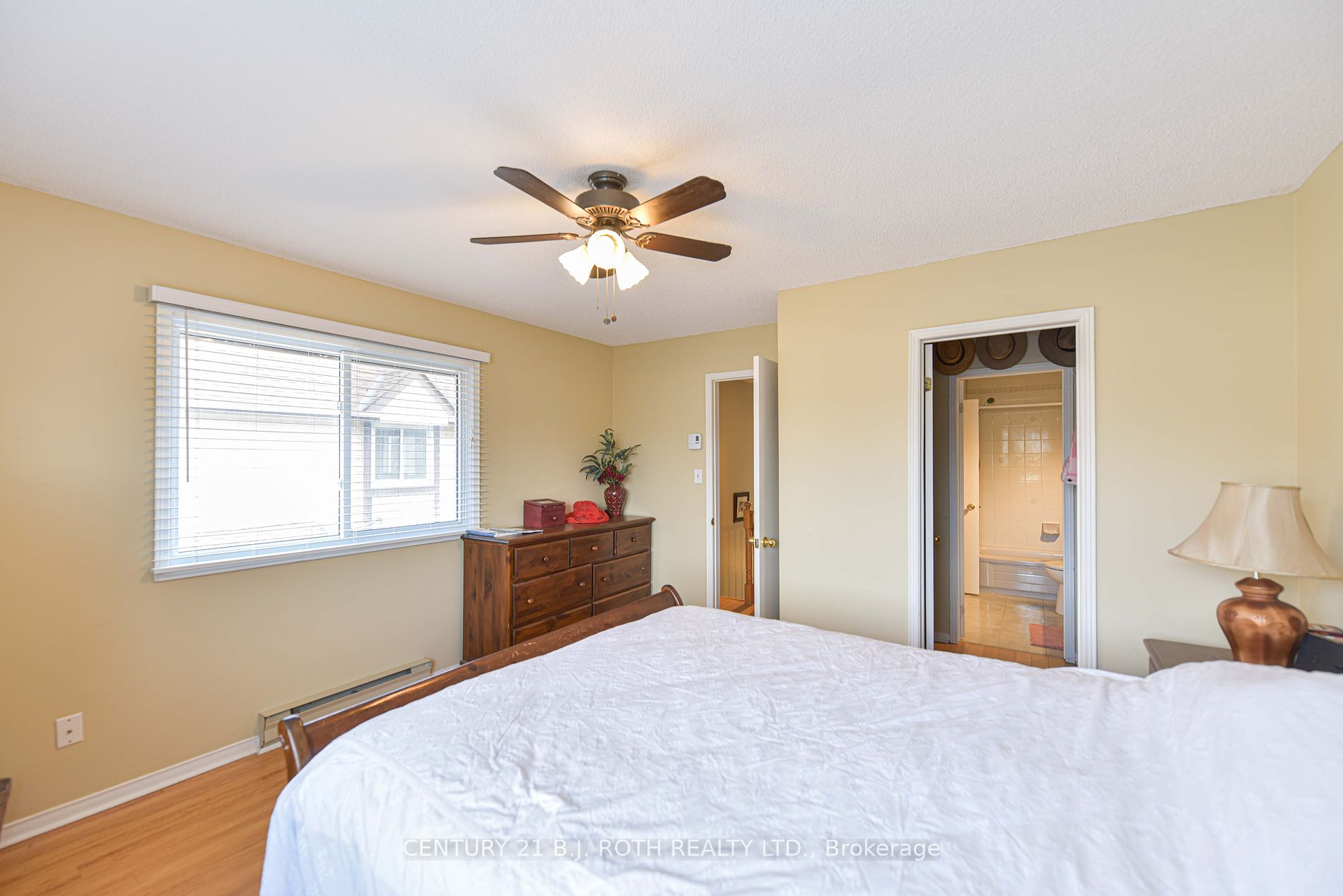 11 Laguna Pkwy 16 Property Photo 17
