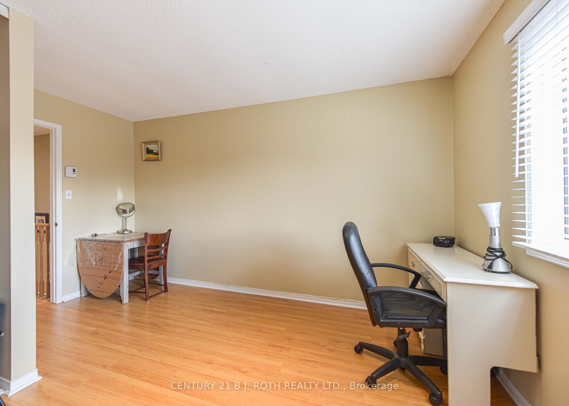 11 Laguna Pkwy 16 Property Photo 18
