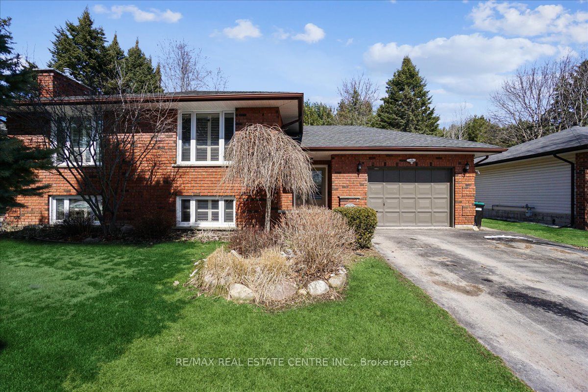 30 Jardine Cres Property Photo