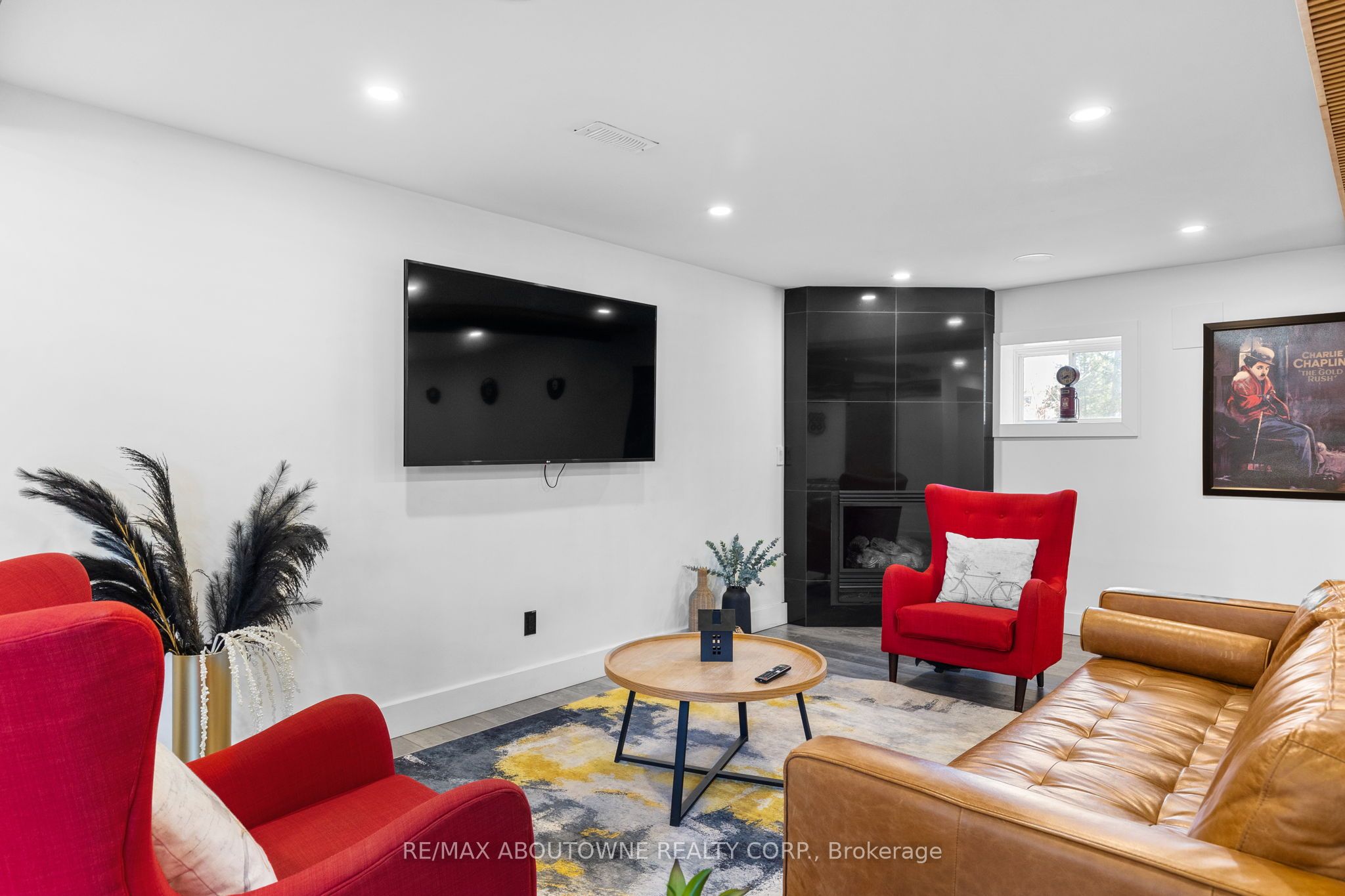 81 Royal Beech Drive Property Photo 26