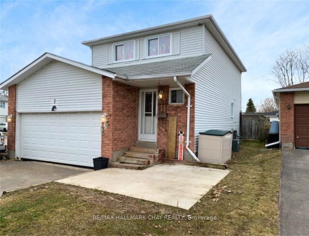 1 Mccuaig Crt Property Photo