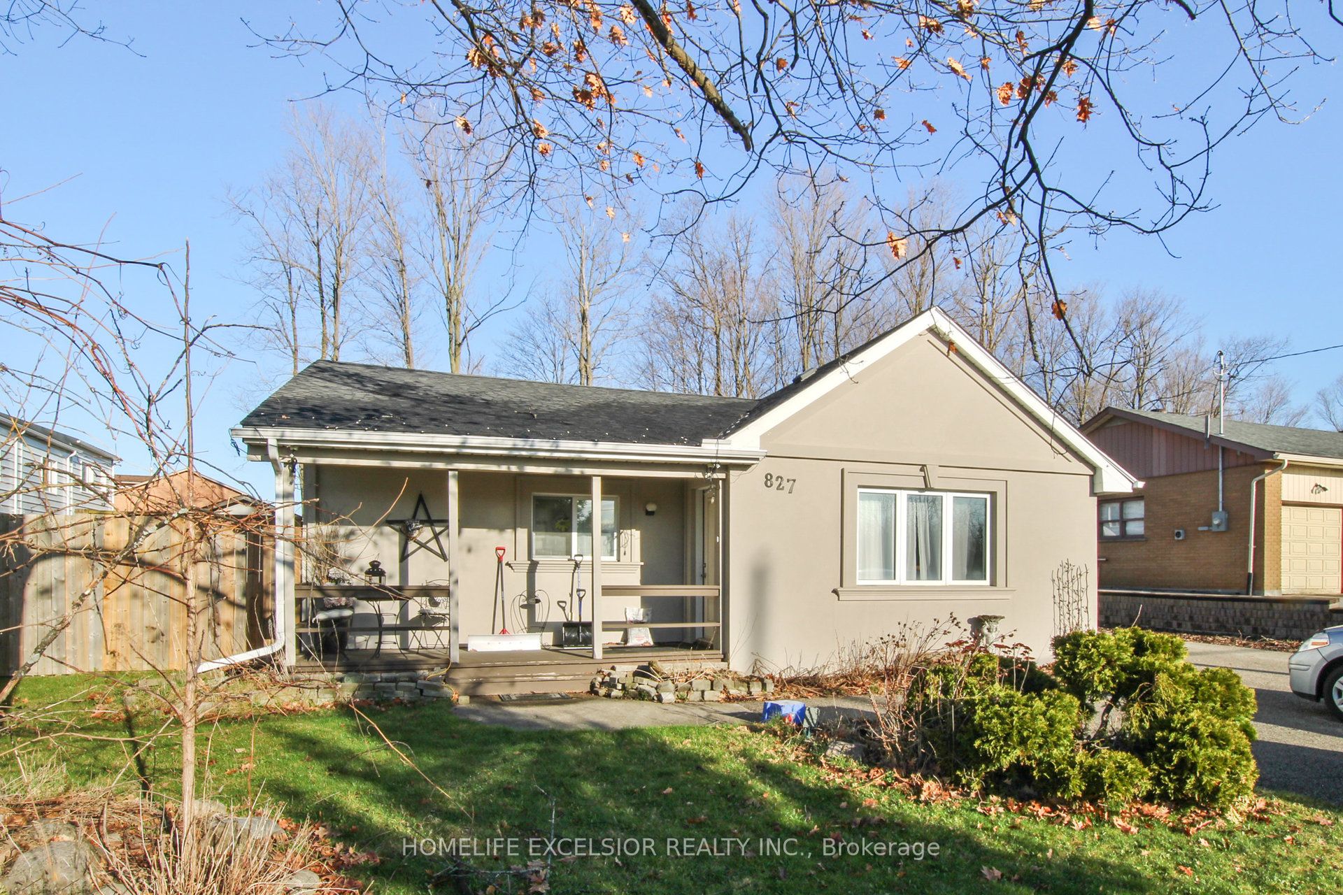 827 Essa Road Property Photo 2