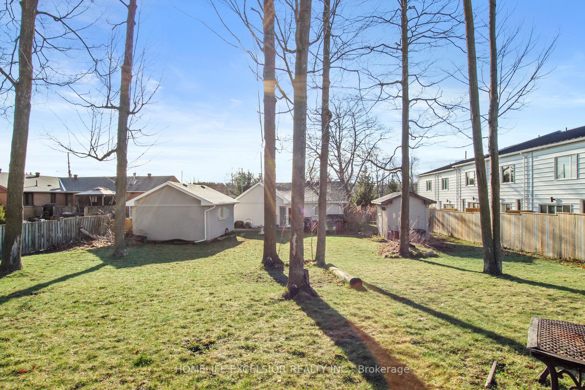 827 Essa Road Property Photo 6