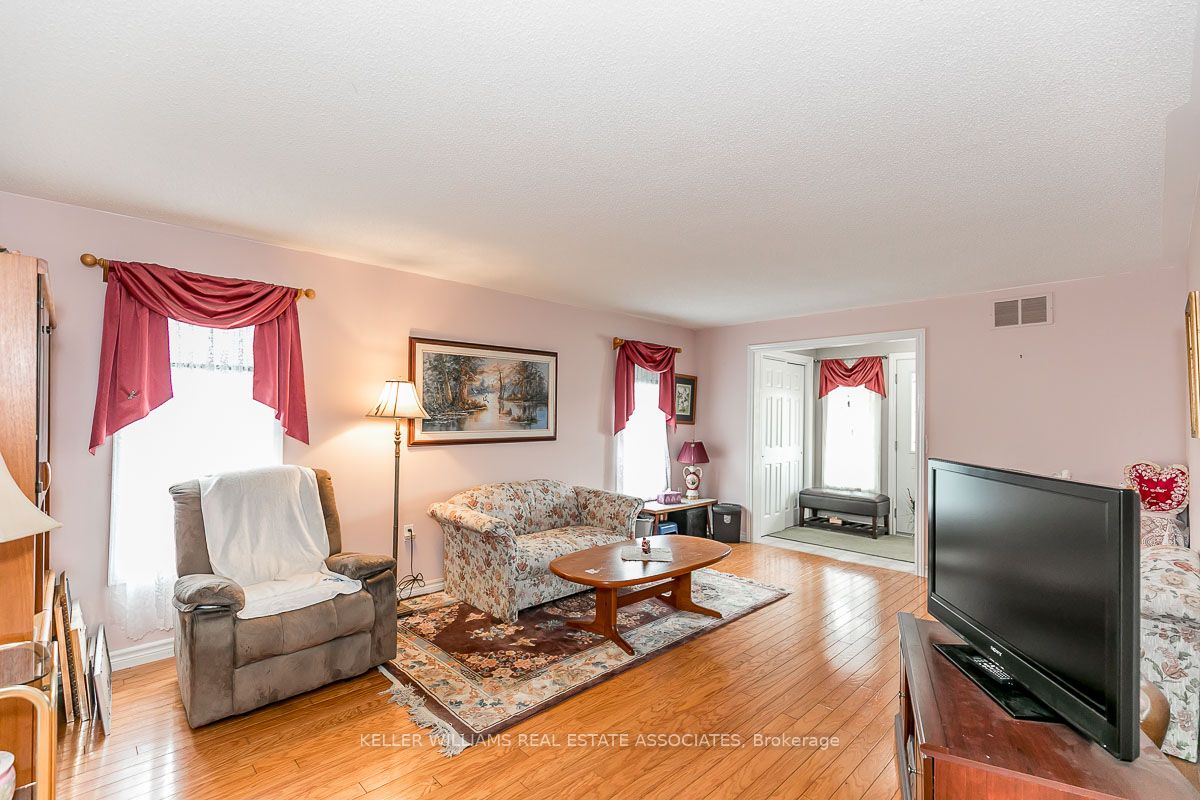 5 Pennsylvania Ave Property Photo 5