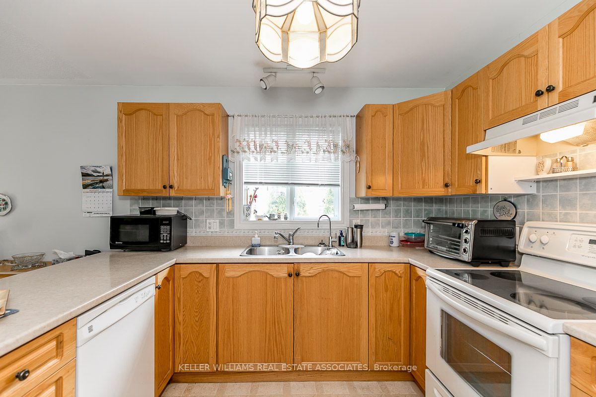 5 Pennsylvania Ave Property Photo 9
