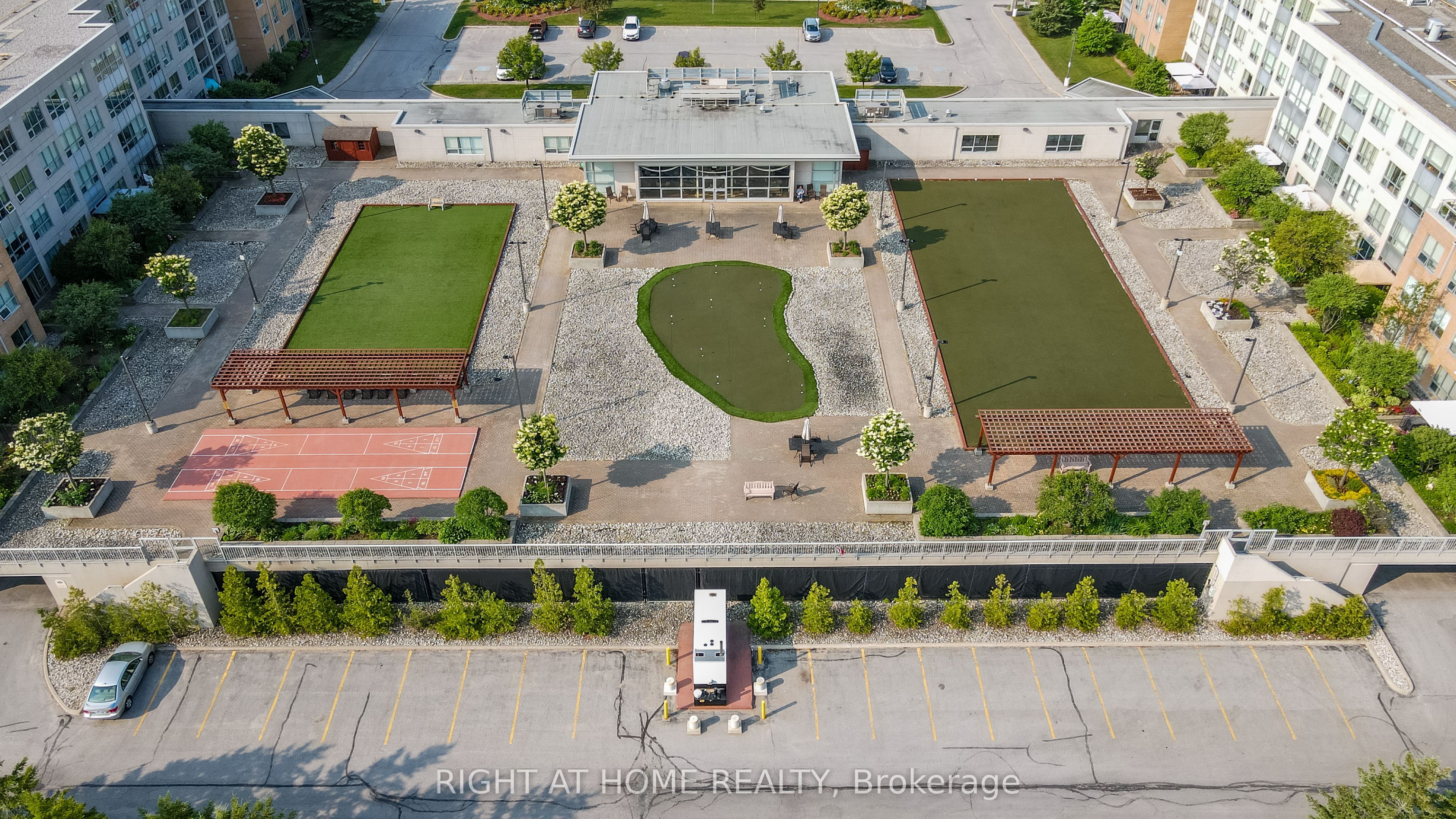 #507 - 90 Dean Avenue Property Photo 3