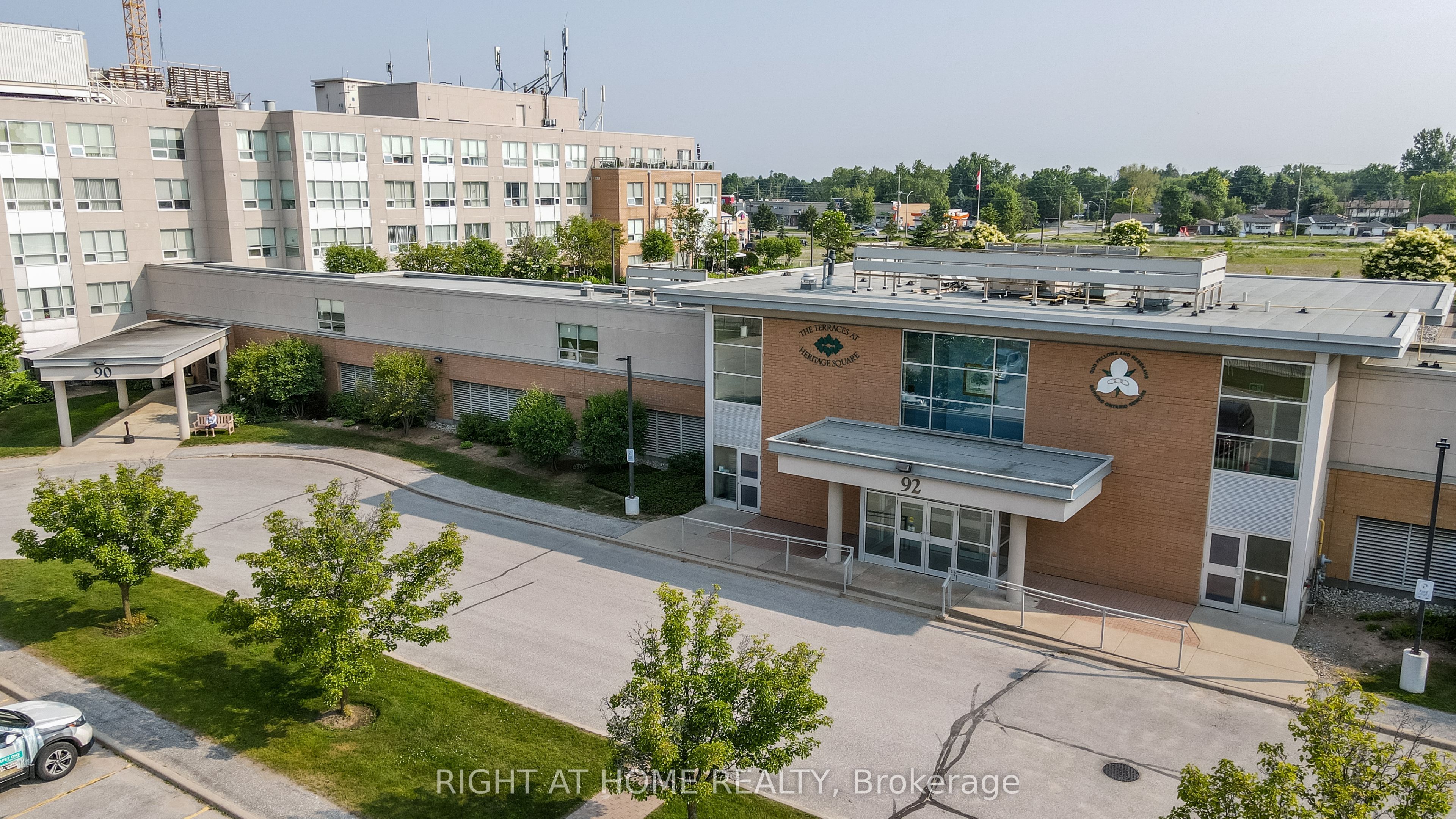 #507 - 90 Dean Avenue Property Photo 7