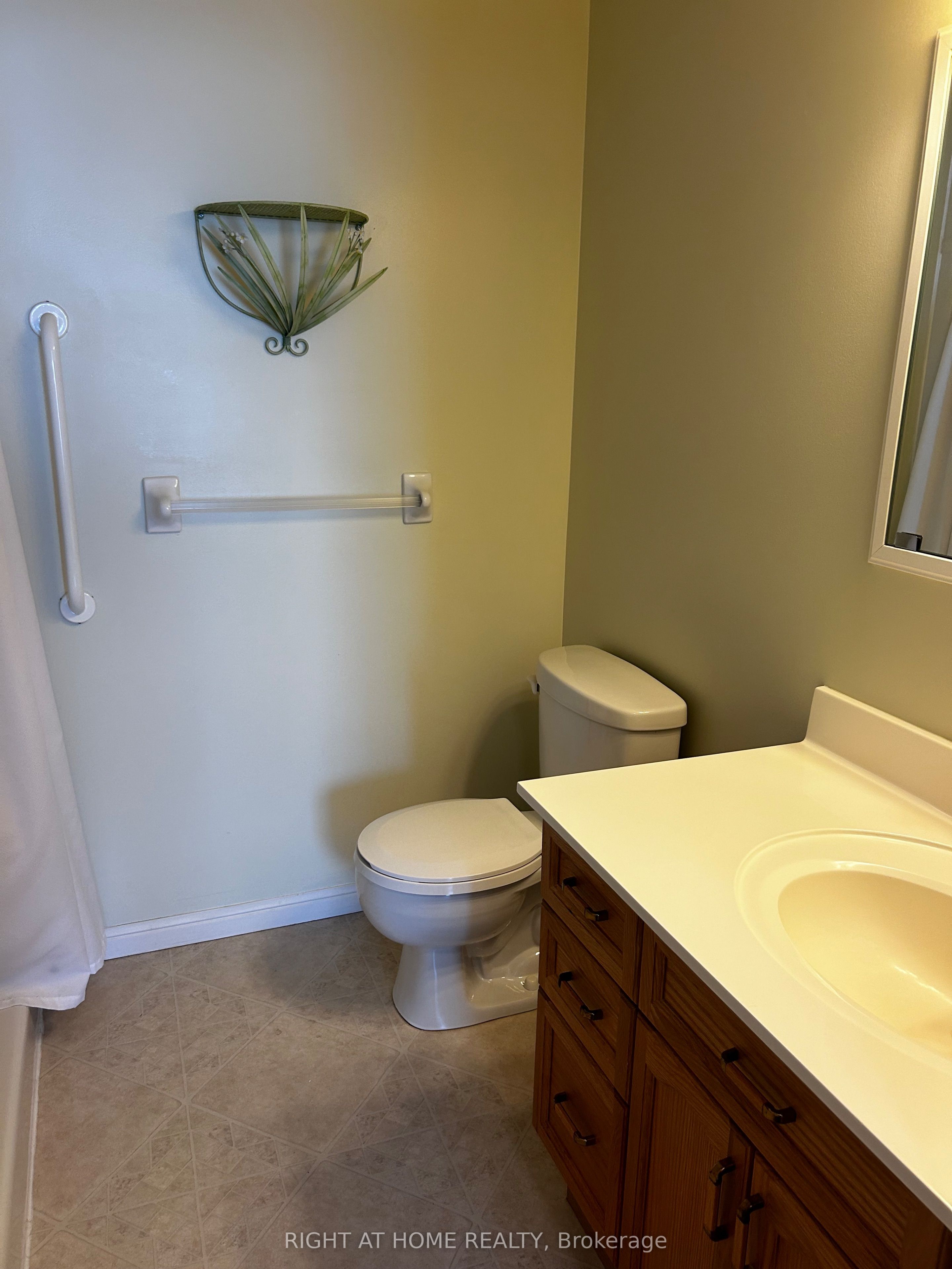 #507 - 90 Dean Avenue Property Photo 33