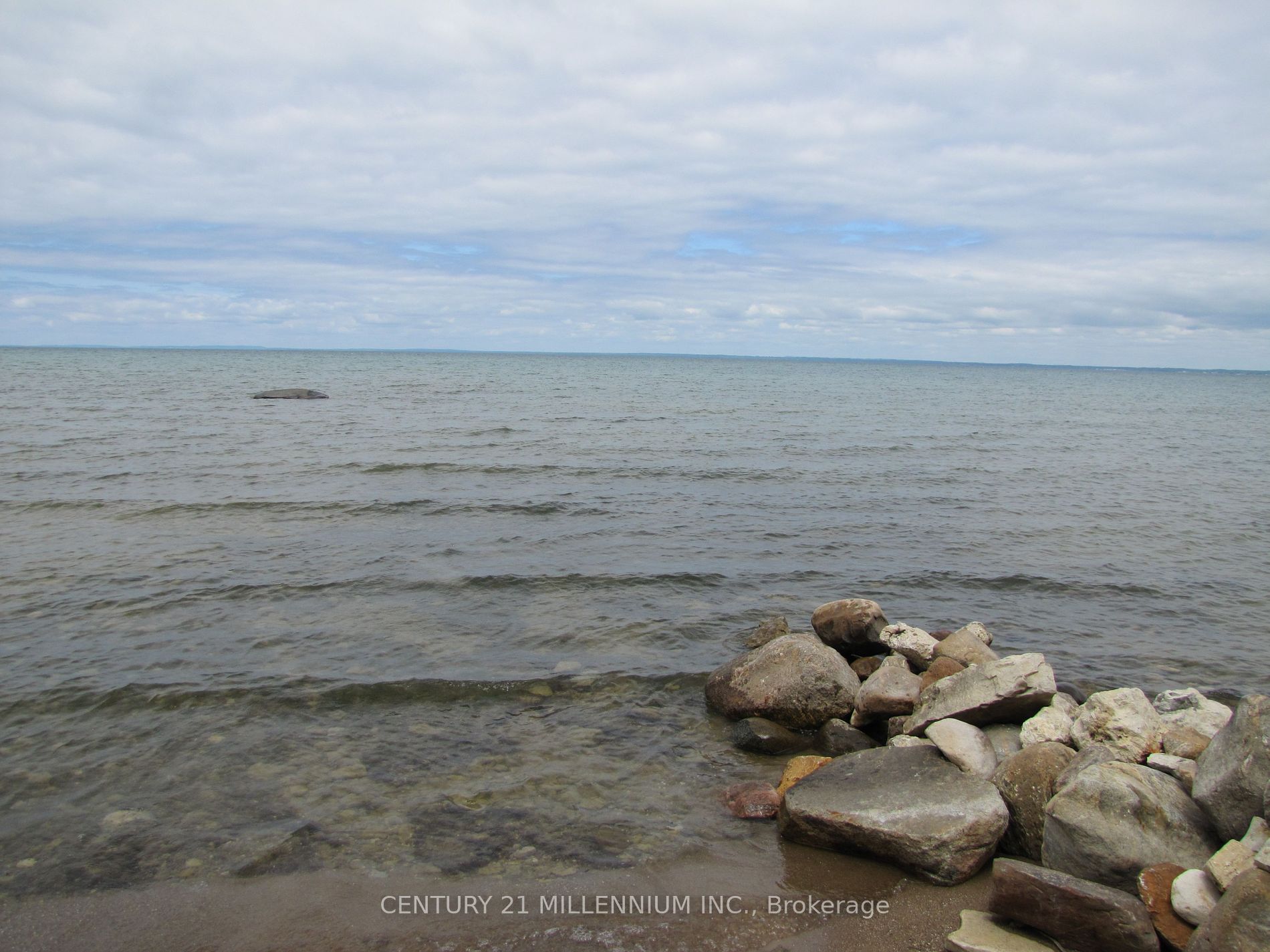 9592 Beachwood Rd Property Photo 11