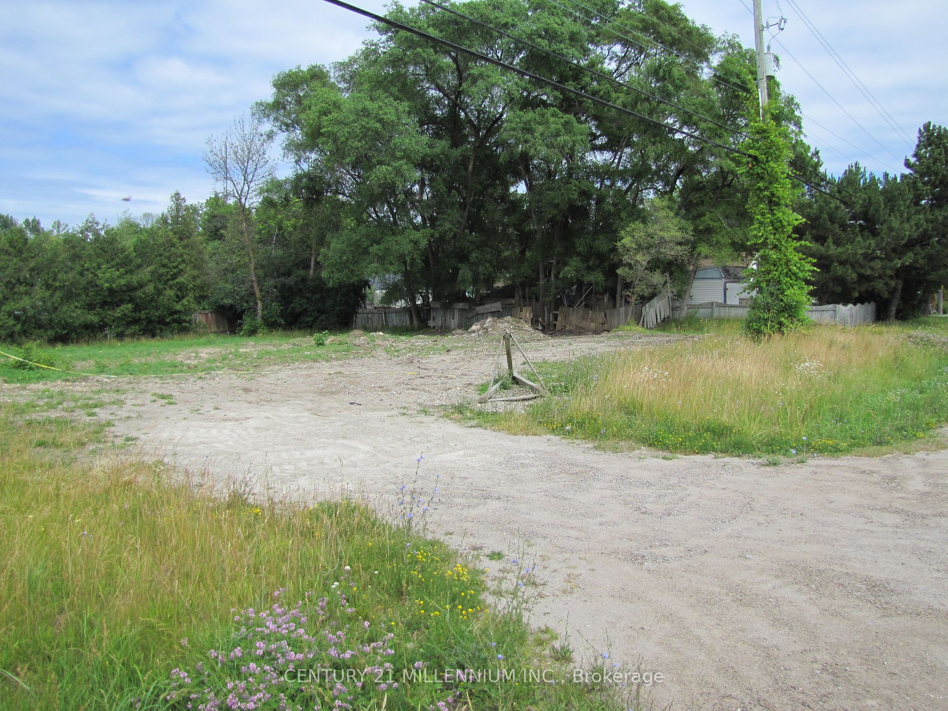 9592 Beachwood Rd Property Photo 12