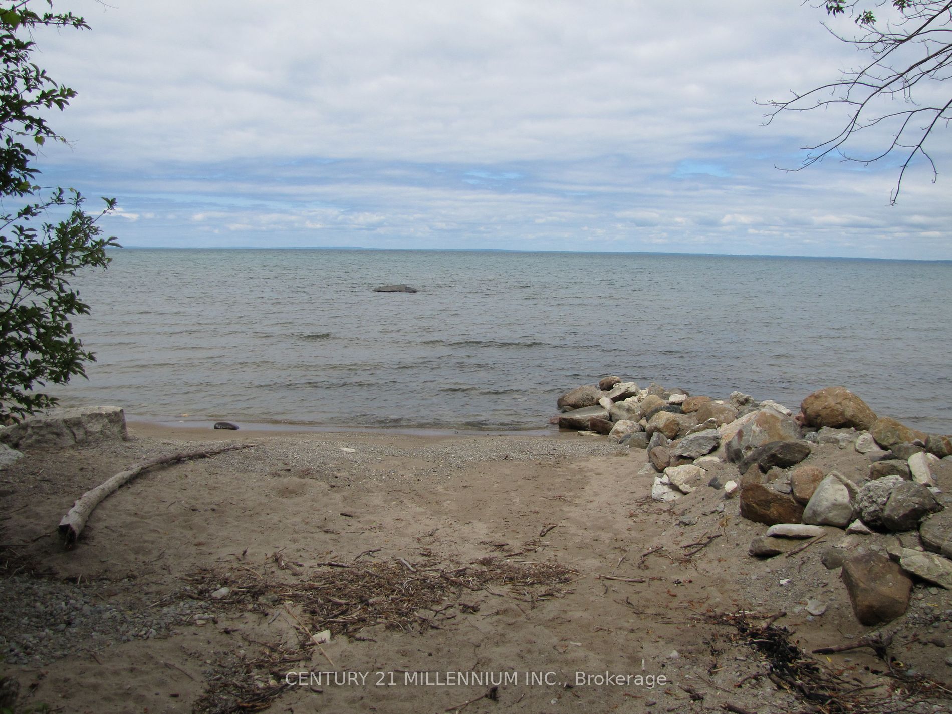9592 Beachwood Rd Property Photo 13