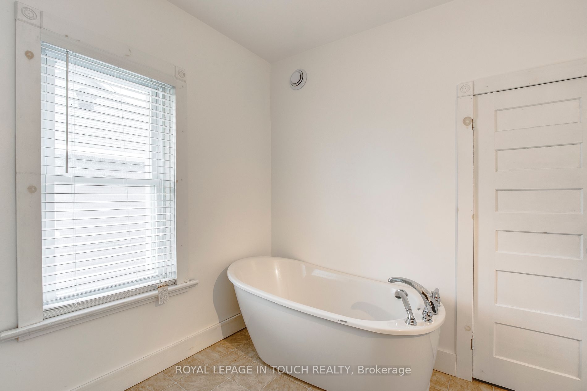 30 Maria St Property Photo 21