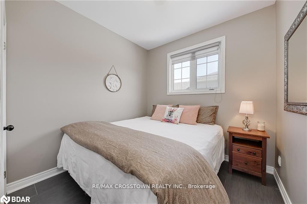 4657 Orkney Beach Rd Property Photo 3
