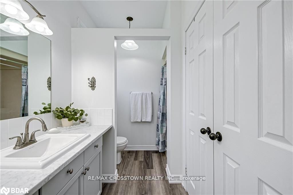 4657 Orkney Beach Rd Property Photo 6