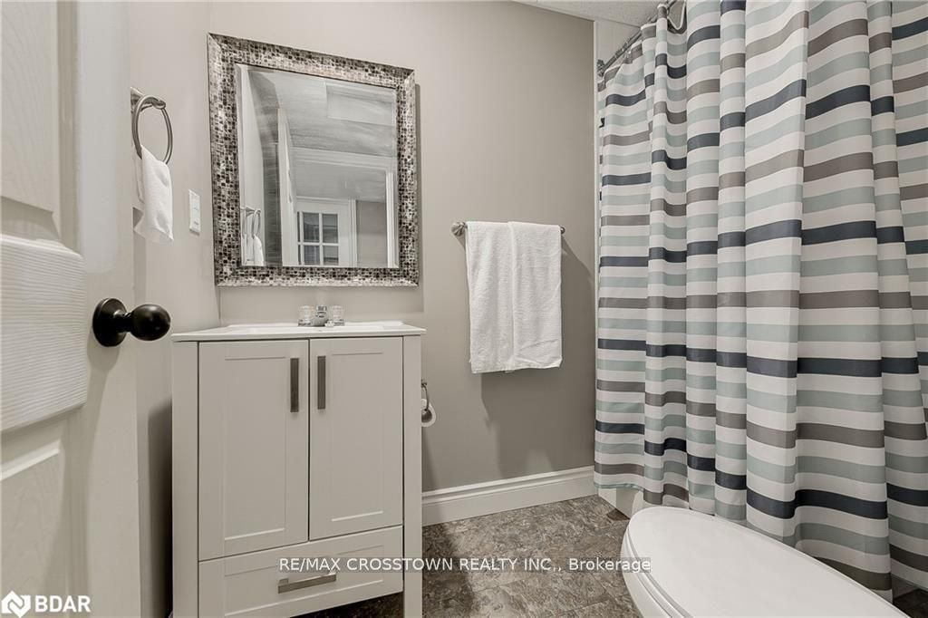 4657 Orkney Beach Rd Property Photo 9