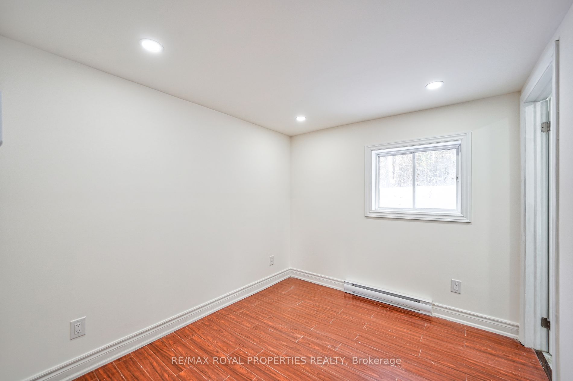 8144 Laidlaw Ave Property Photo 3