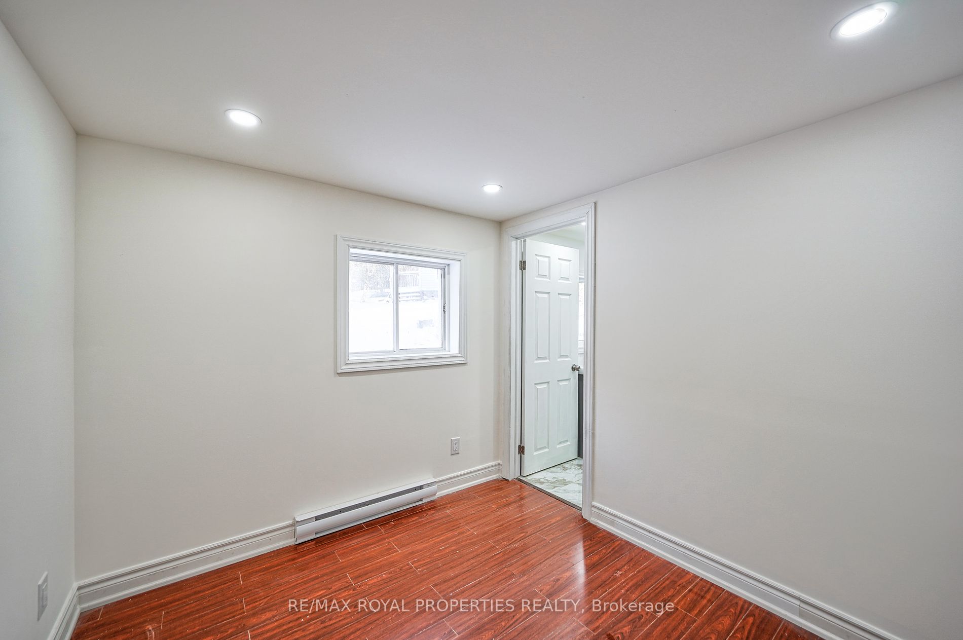 8144 Laidlaw Ave Property Photo 4