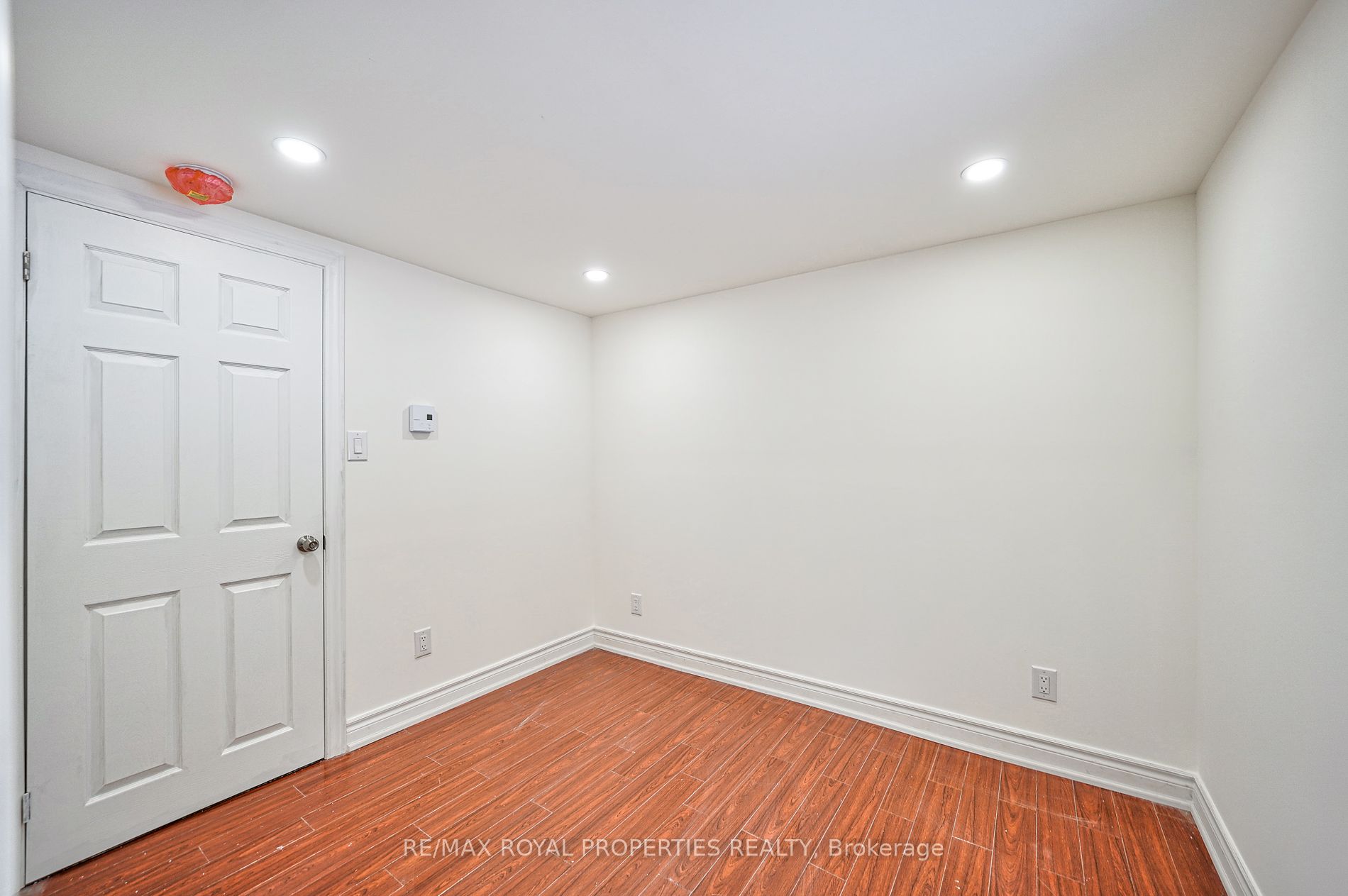 8144 Laidlaw Ave Property Photo 5