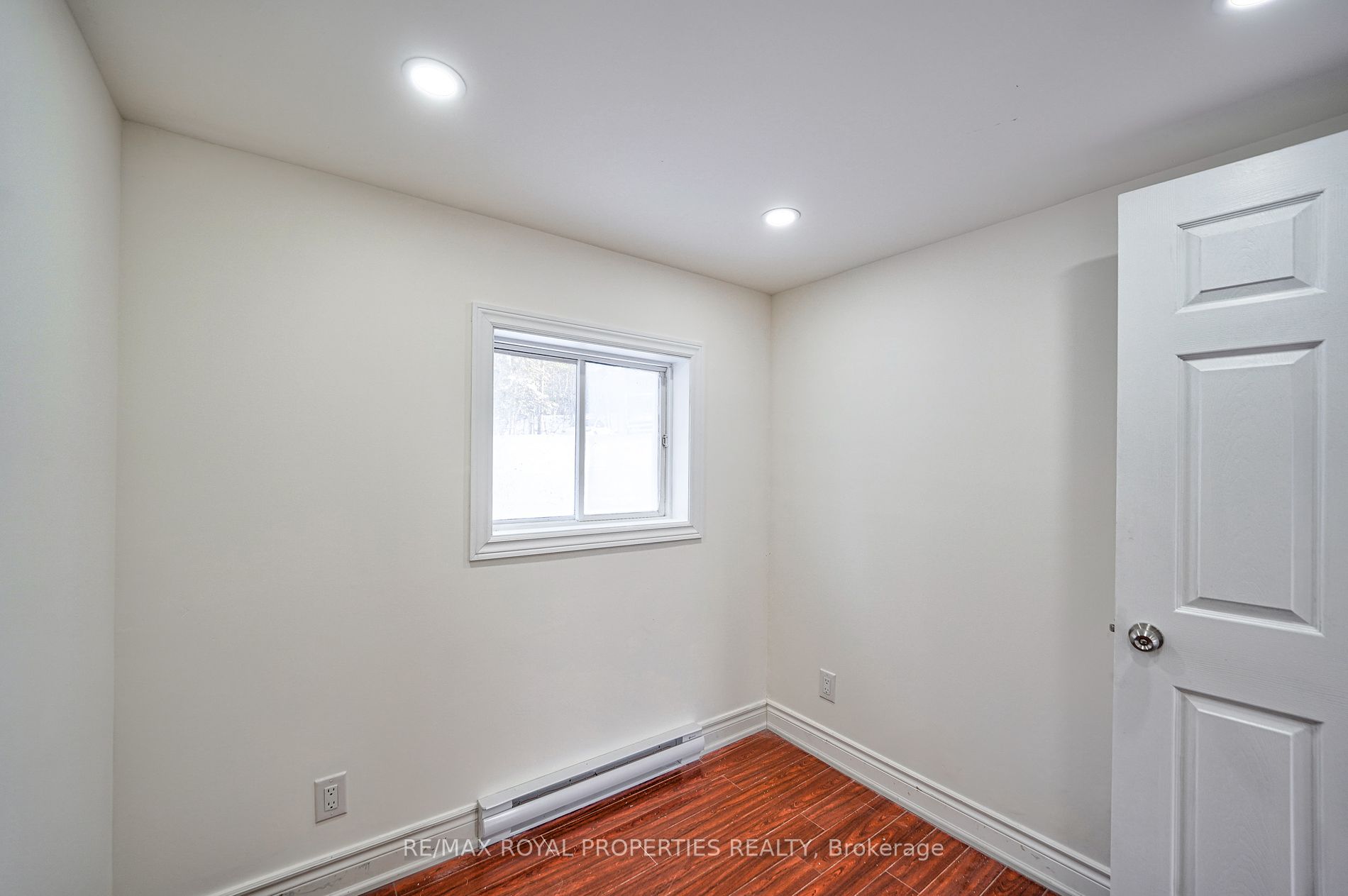 8144 Laidlaw Ave Property Photo 8
