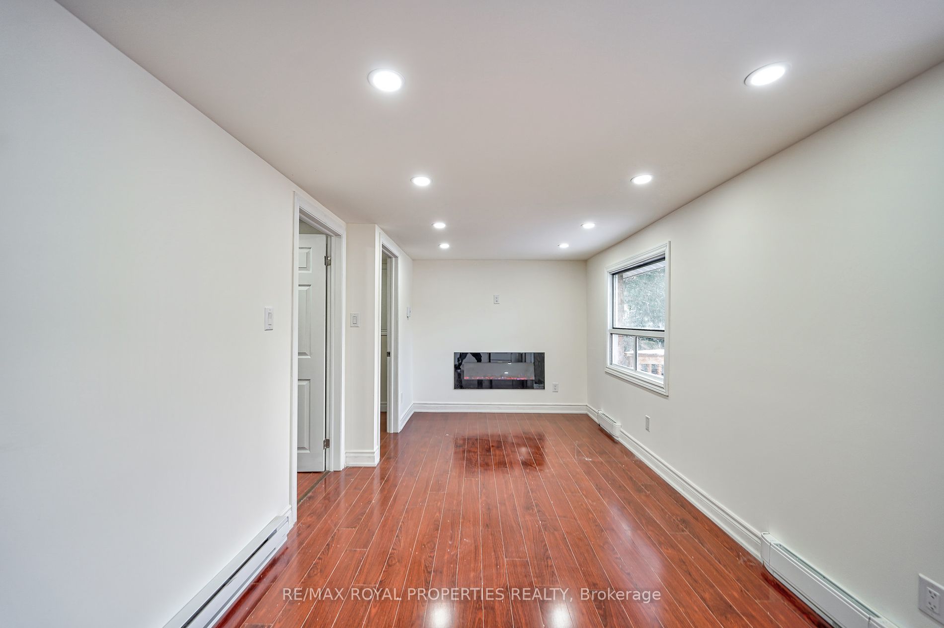 8144 Laidlaw Ave Property Photo 17
