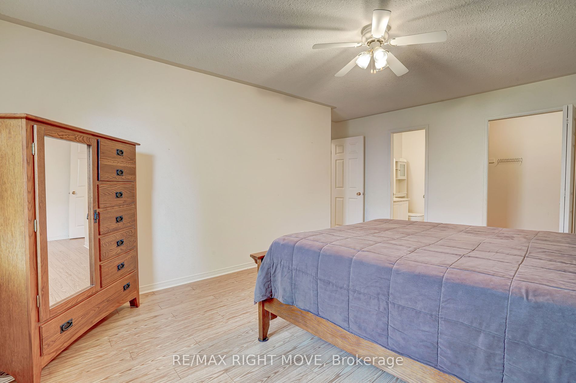 32 Jordon Cres Property Photo 8