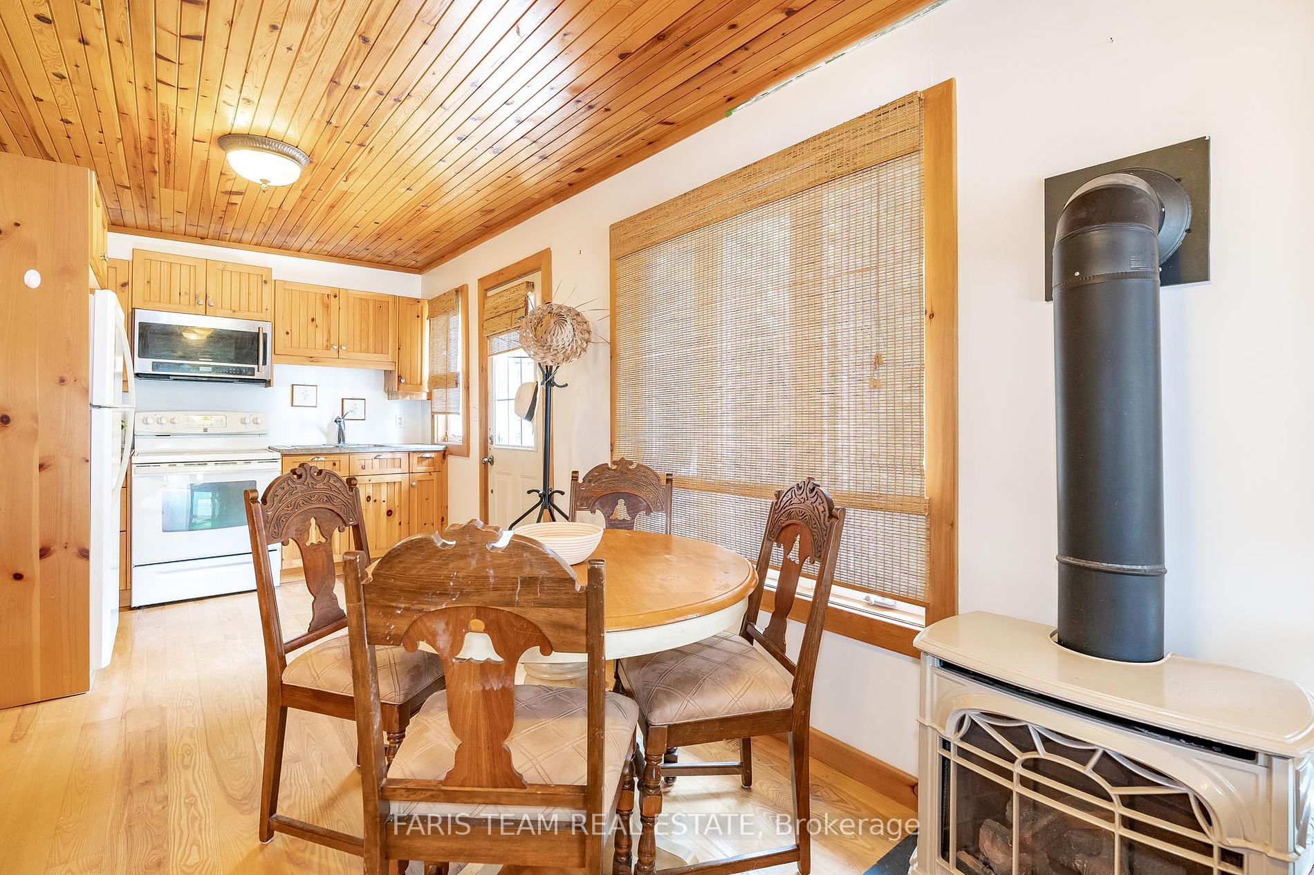 774 Lafontaine Rd W Property Photo 14