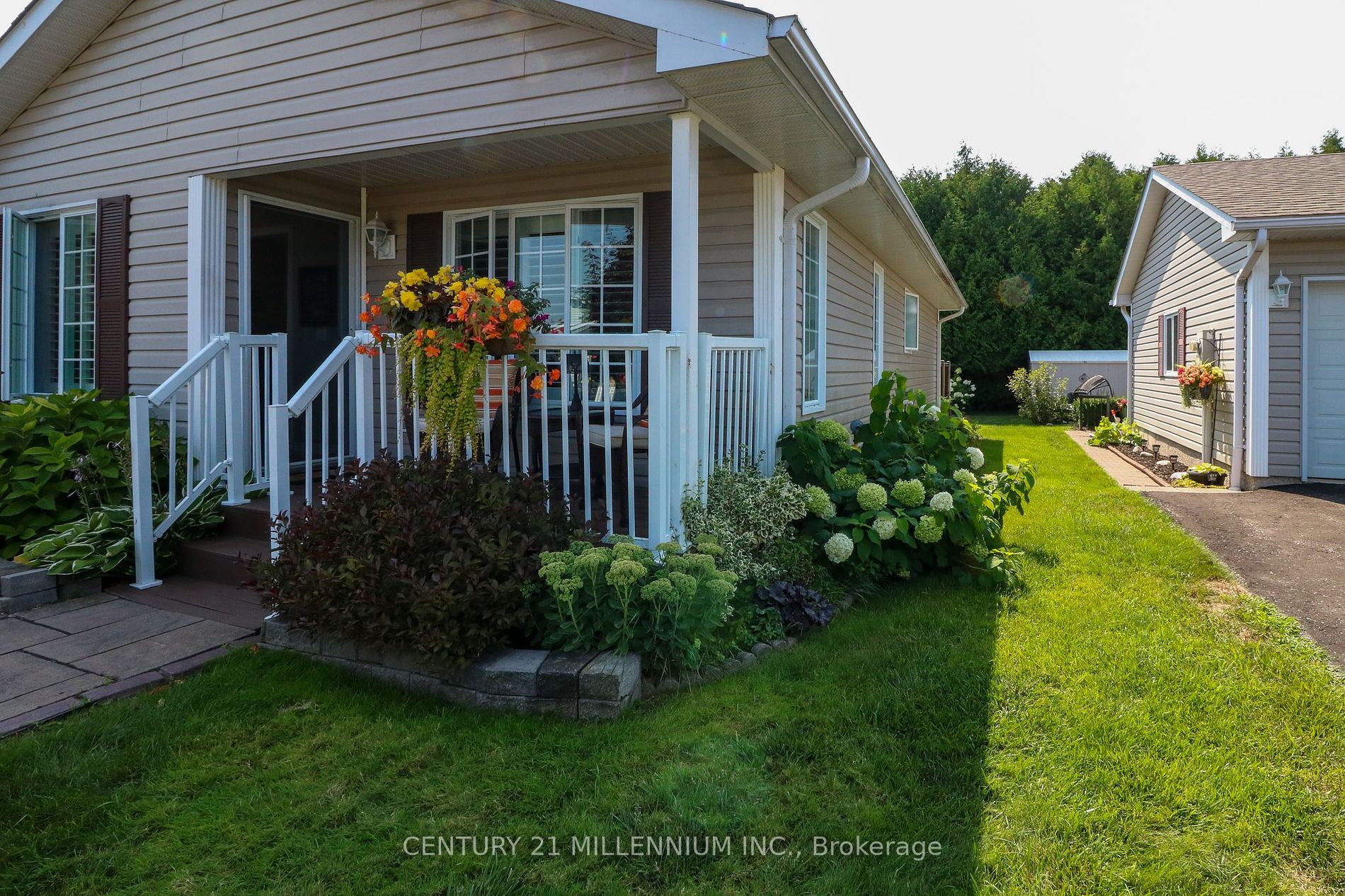16 Kentucky Ave Property Photo 23