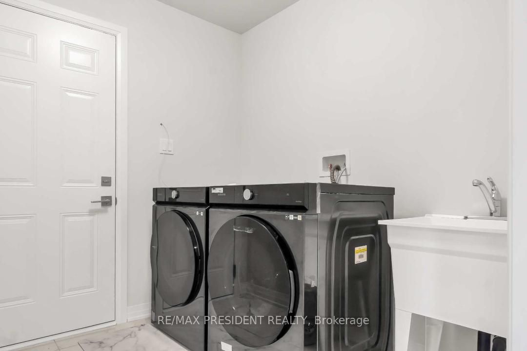 3716 Lakepoint Dr Property Photo 22