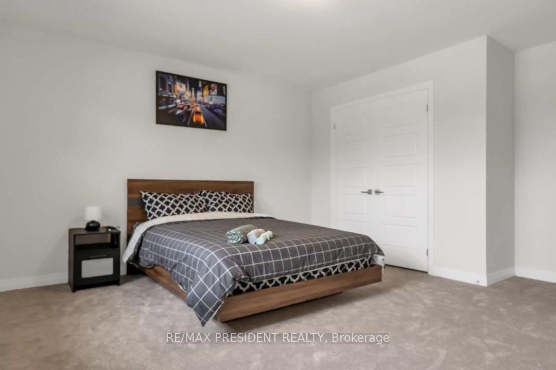 3716 Lakepoint Dr Property Photo 25