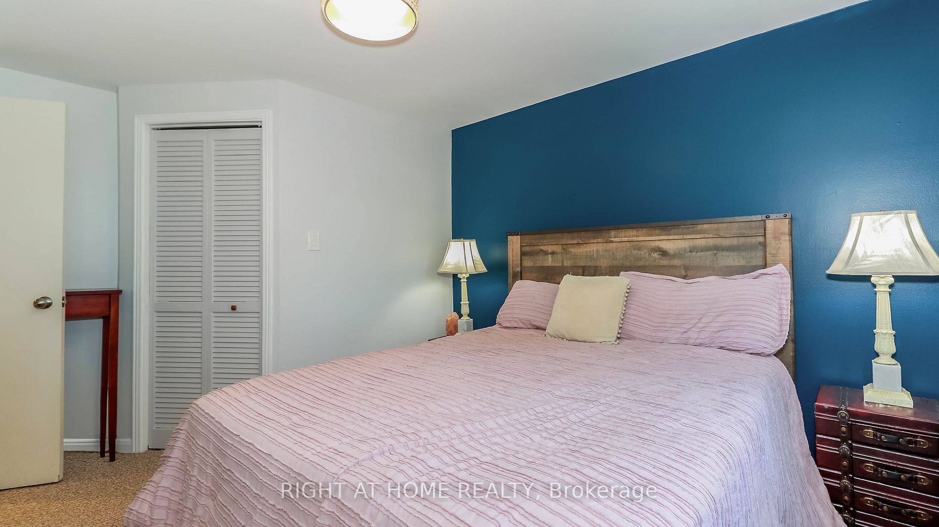 96 Chaucer Cres Property Photo 14