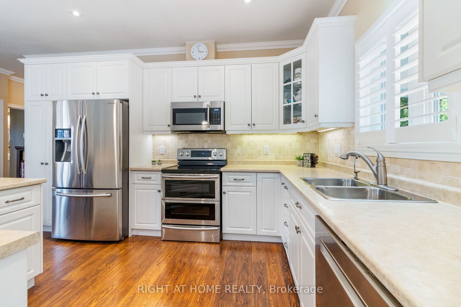 20 Grew Cres Property Photo 20