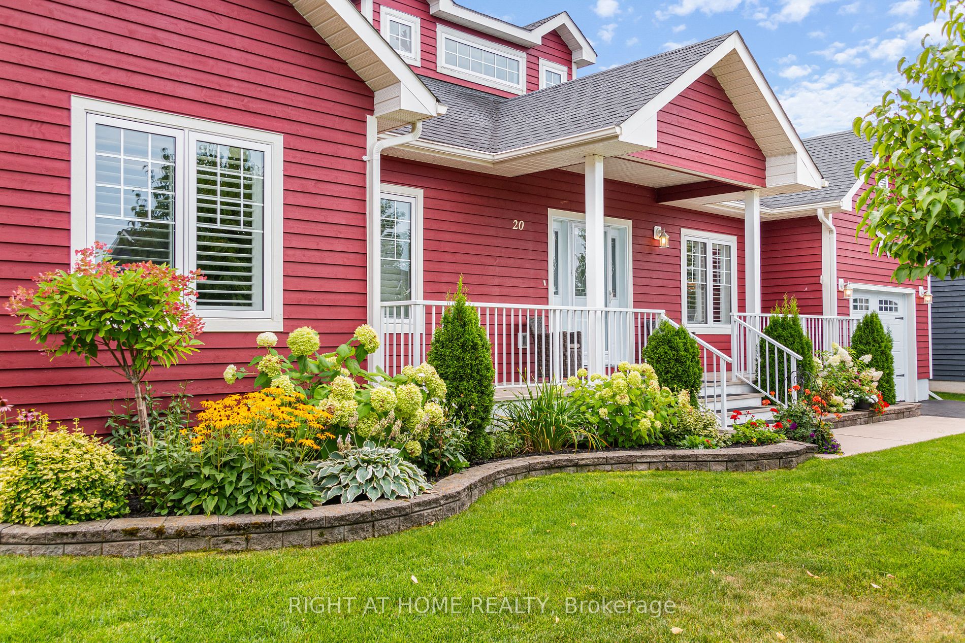 20 Grew Cres Property Photo 32