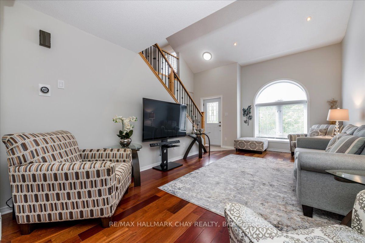 358 Little Ave 19 Property Photo 33