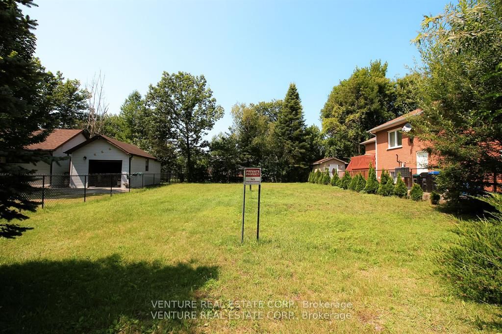 74 Forest Ave Property Photo 2