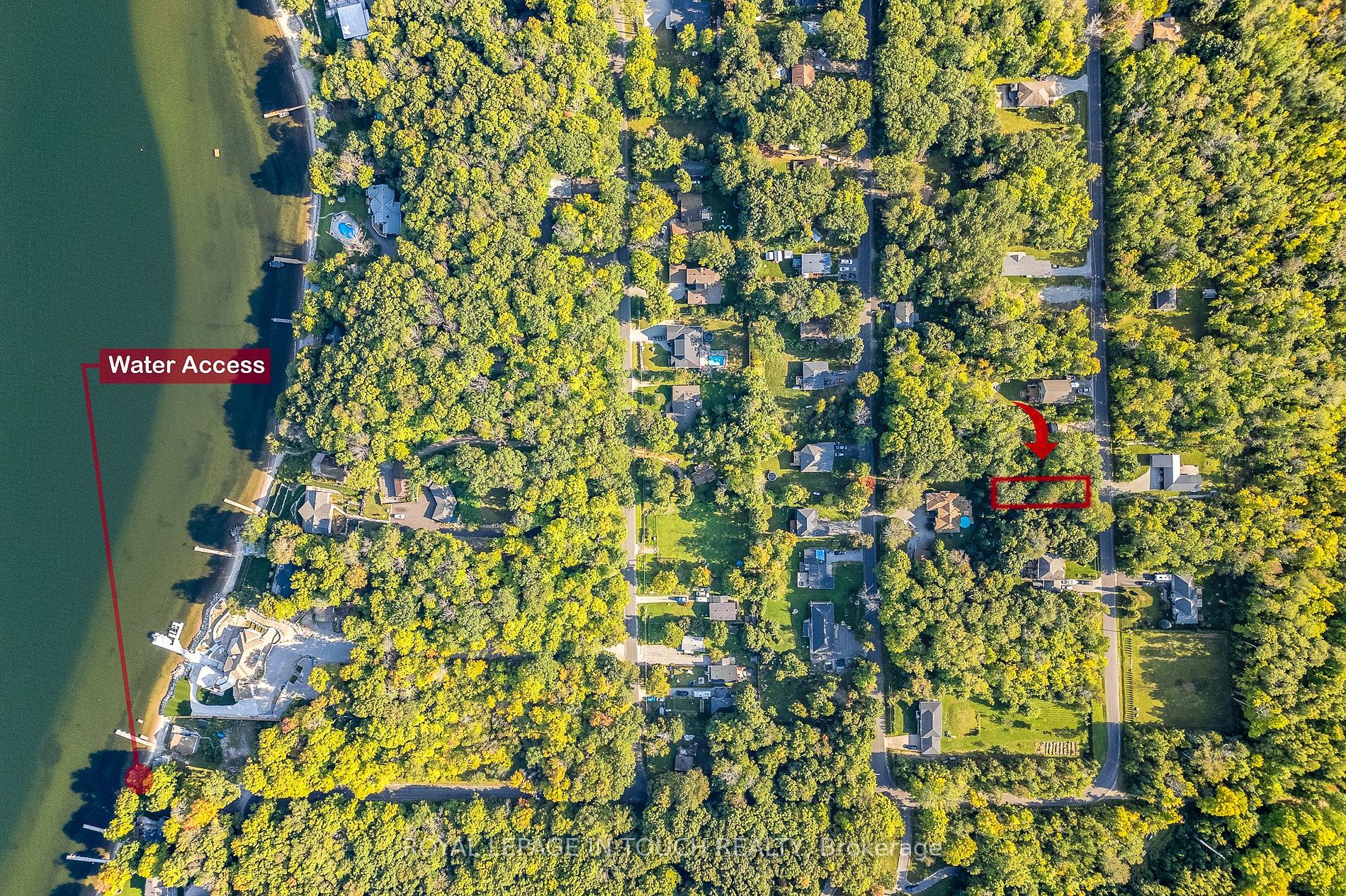 81 Wozniak Rd Property Photo 3