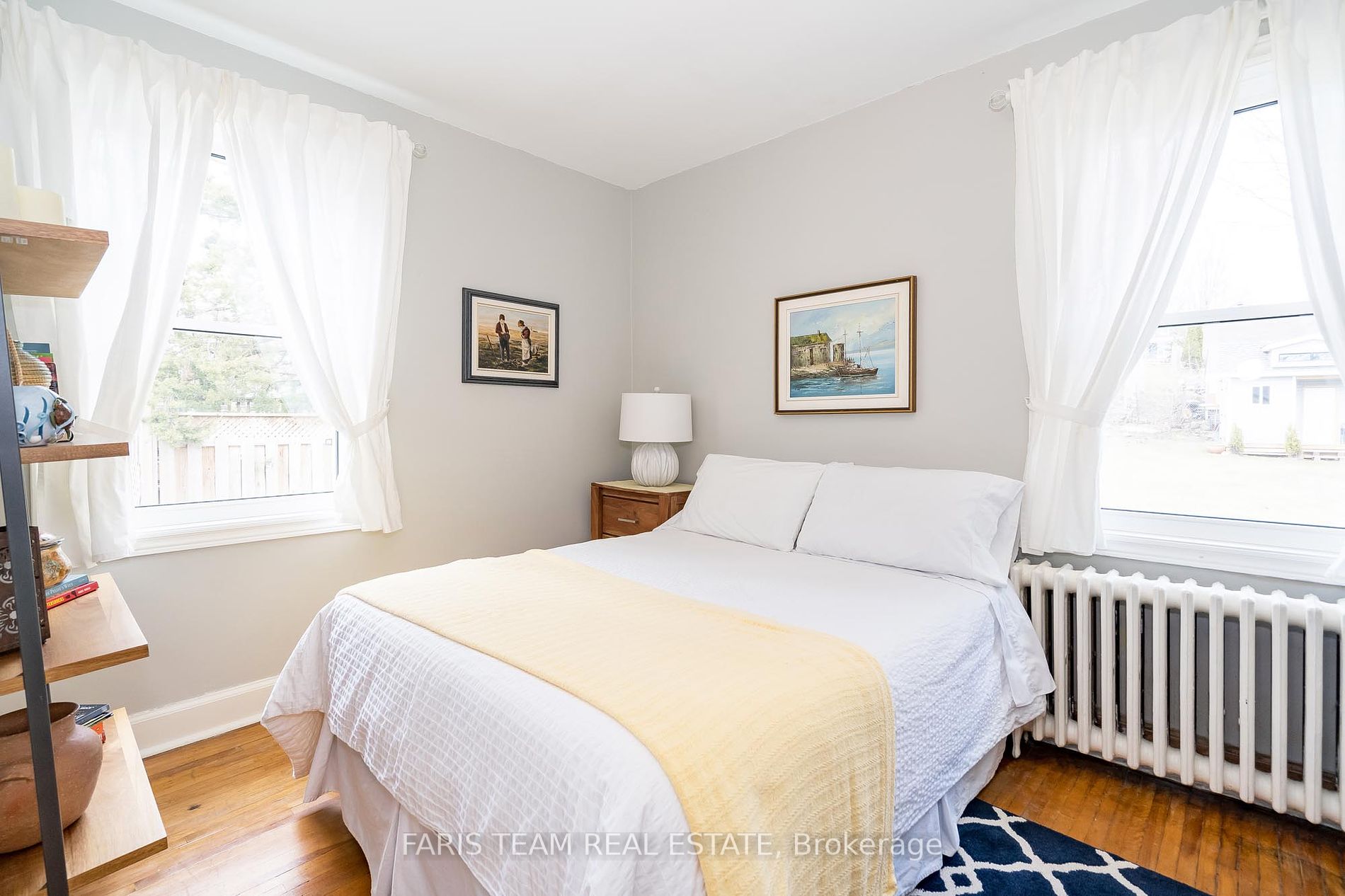 208 Edward St Property Photo 6