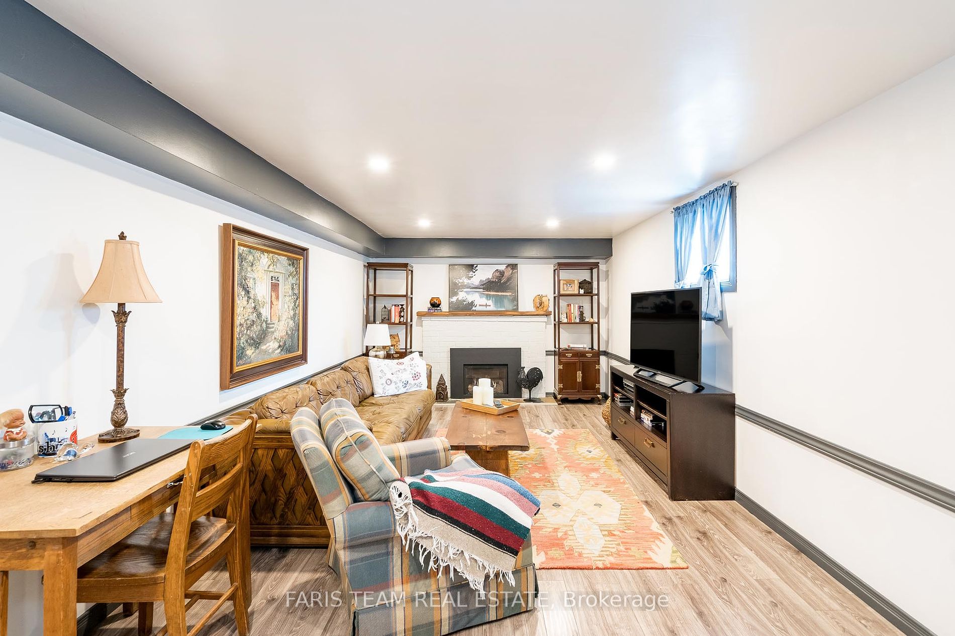 208 Edward St Property Photo 11